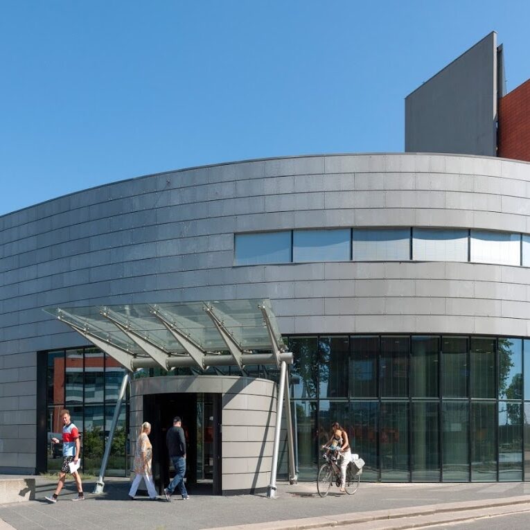 TOEKOMSTBESTENDIG CALAMITEITENSYSTEEM MET APS-9000 VAN ARK AUDIO VIDEO